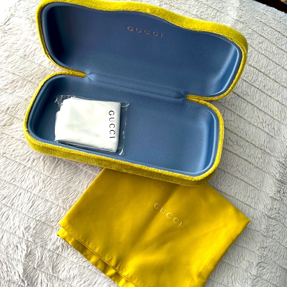 Glasses case